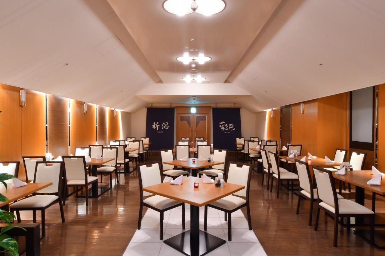 Art Hotel Niigata Station Екстер'єр фото