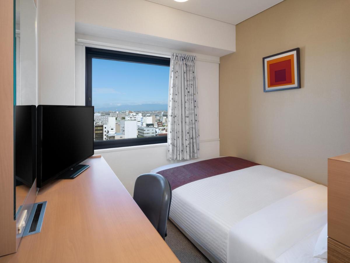 Art Hotel Niigata Station Екстер'єр фото