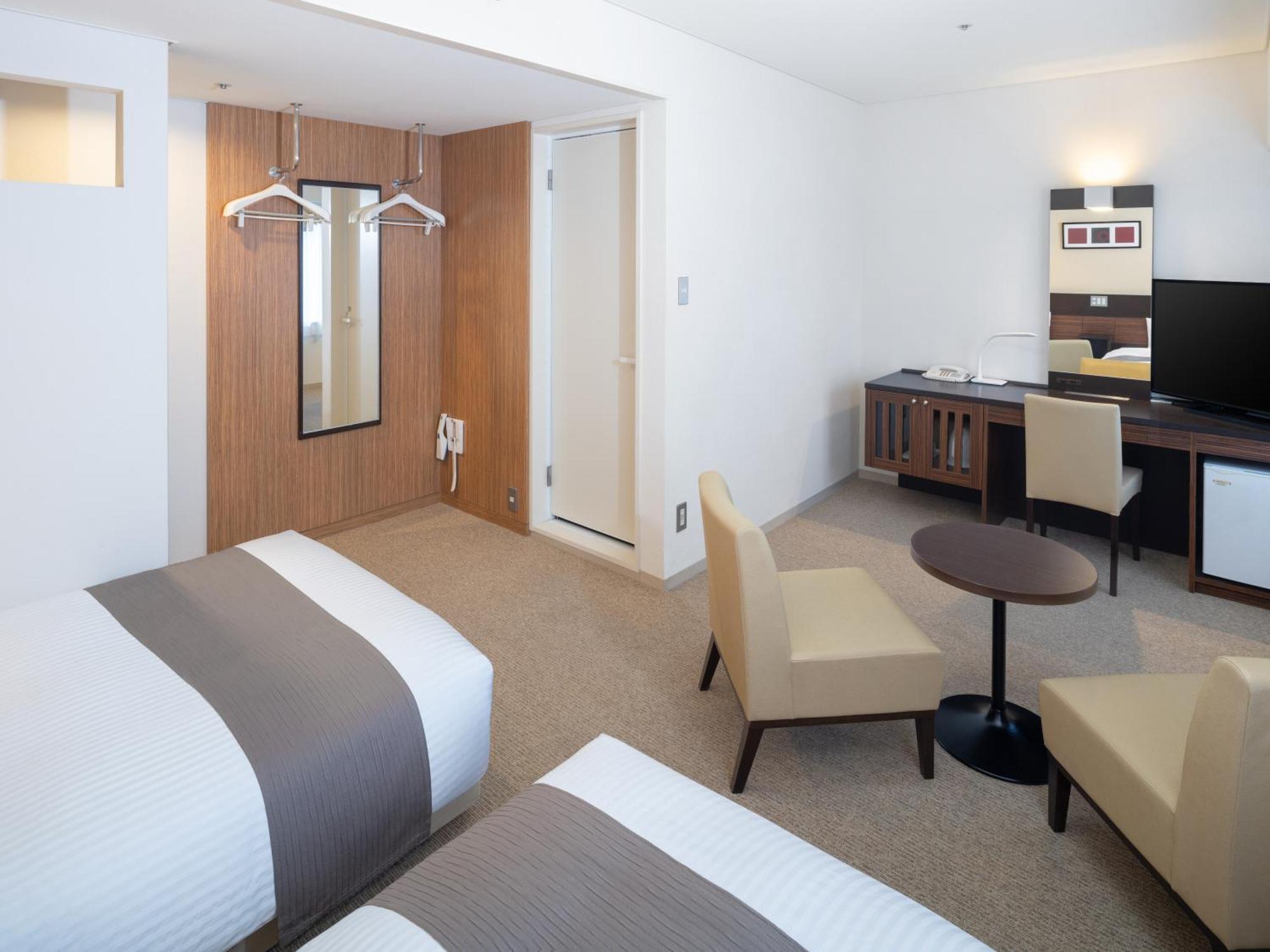 Art Hotel Niigata Station Екстер'єр фото