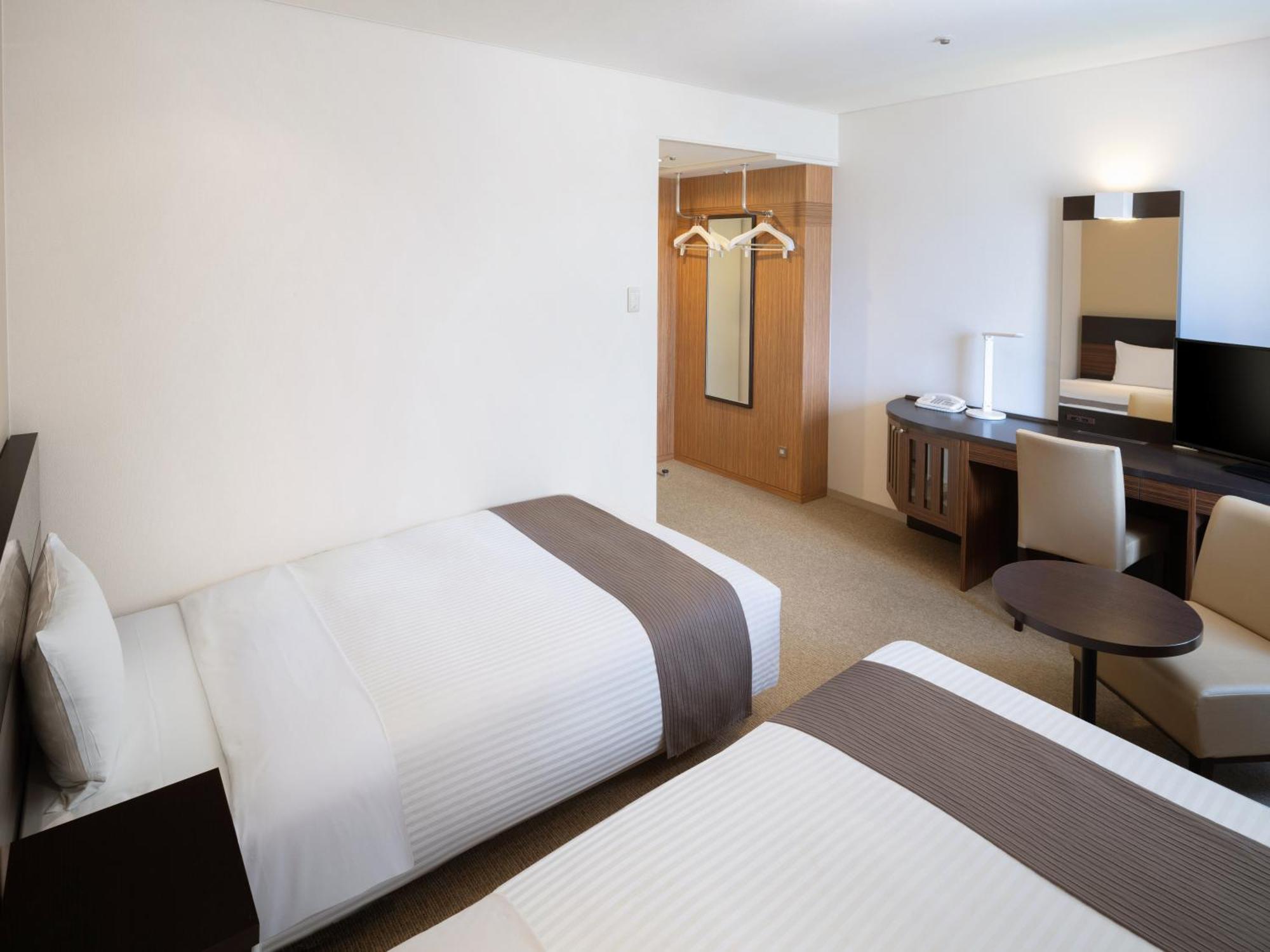 Art Hotel Niigata Station Екстер'єр фото